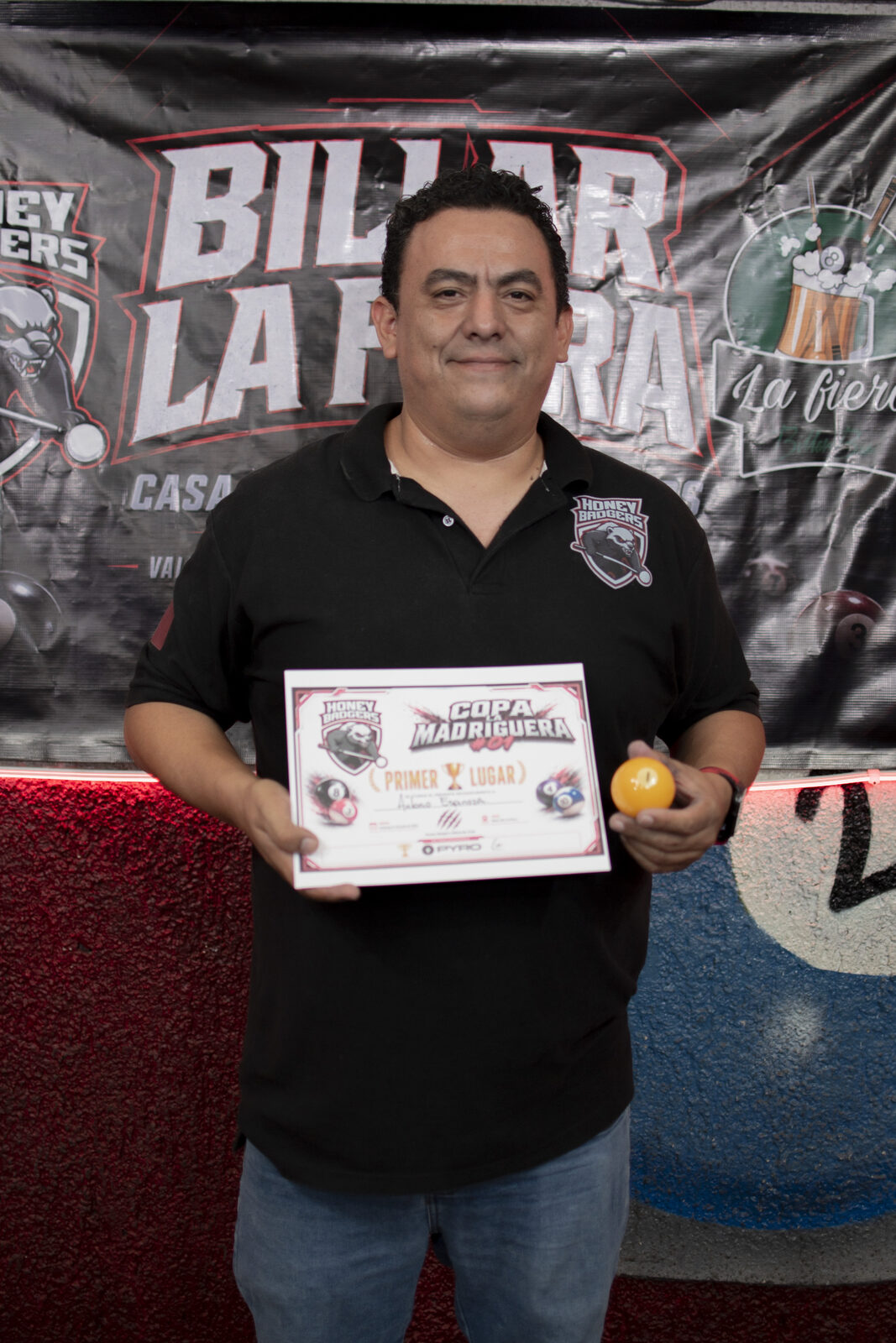 Toño levanta el Primer Lugar